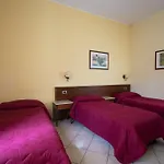 Gangi מלון 3*