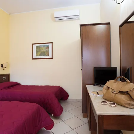 Hotel Gangi 3*